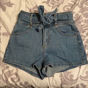 Tie Belt Jean Shorts